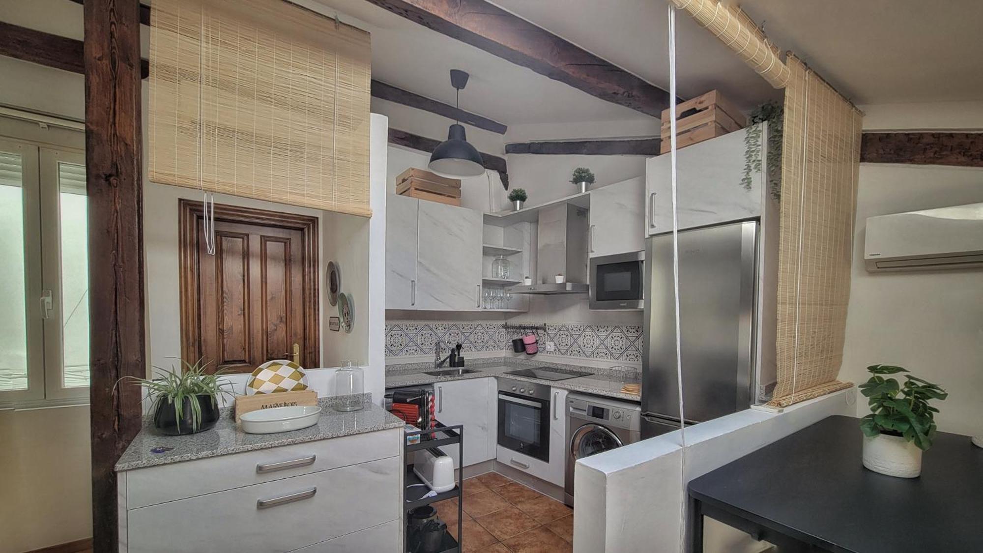Buhardilla Centrica Para Parejas Haro Buitenkant foto